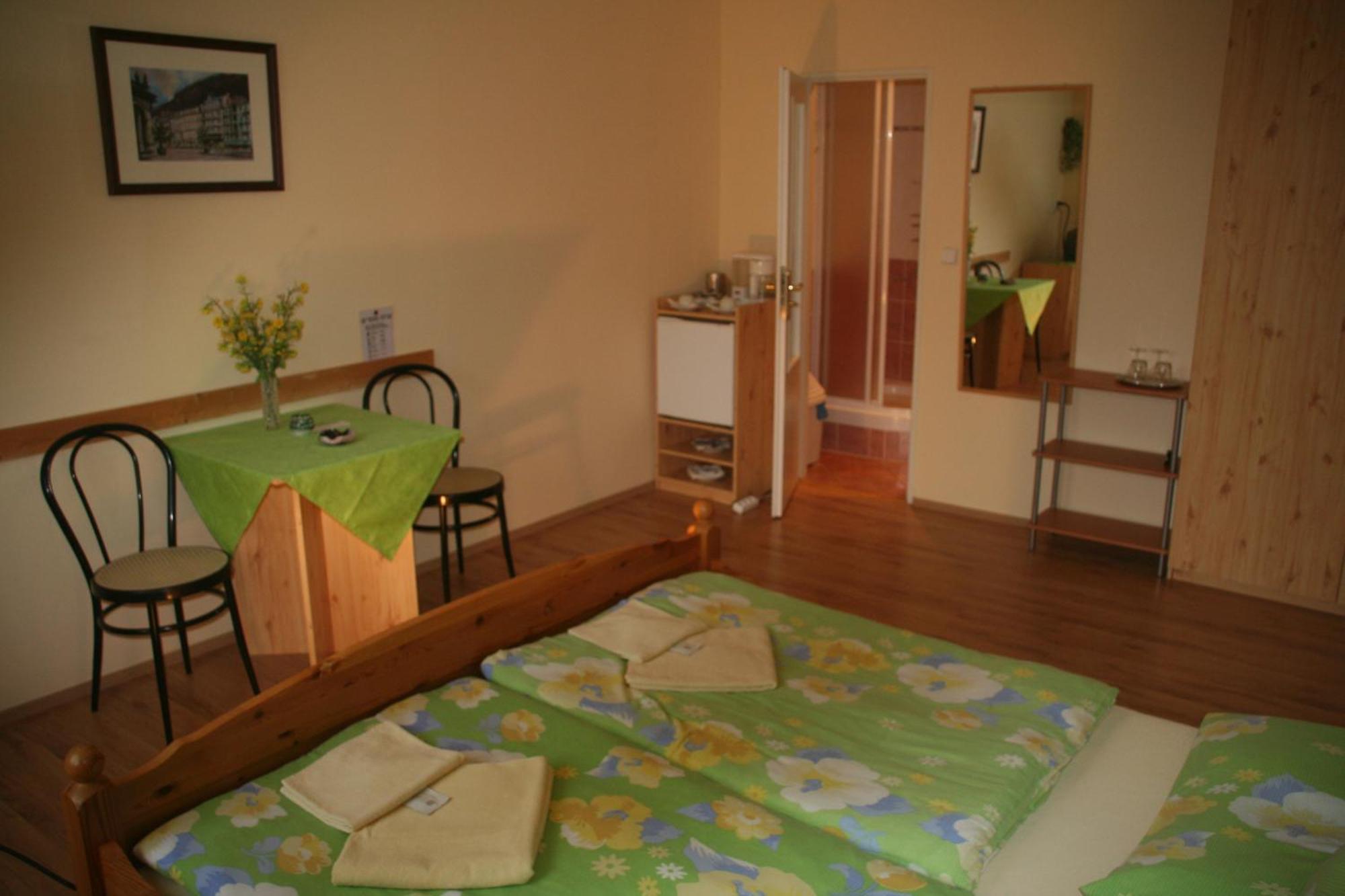 Hotel Chebsky Dvur - Egerlander Hof Karlsbad