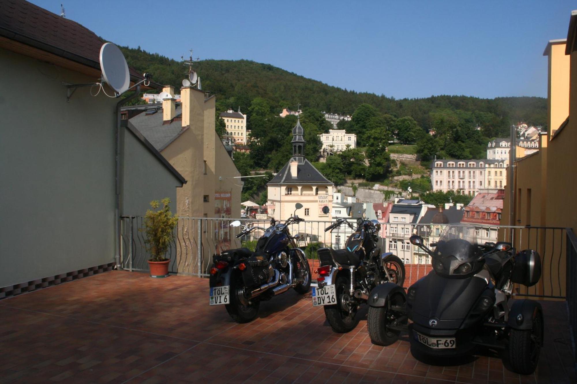 Hotel Chebsky Dvur - Egerlander Hof Karlsbad